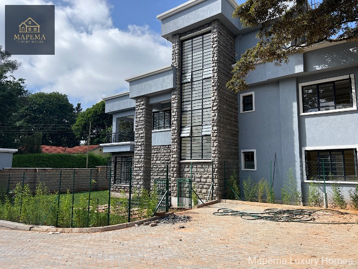MAPEMA LUXURY HOMES β MODERN 4-BEDROOM ALL ENSUITE HOUSE FOR RENT ON KERARAPON ROAD, KAREN, NAIROBI, KENYA