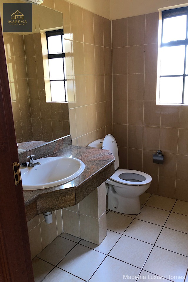 MAPEMA LUXURY HOMES β CHARMING 4 BEDROOM HOUSE WITH SWIMMING POOL FOR RENT ON SILANGA ROAD, KAREN, NAIROBI, KENYA