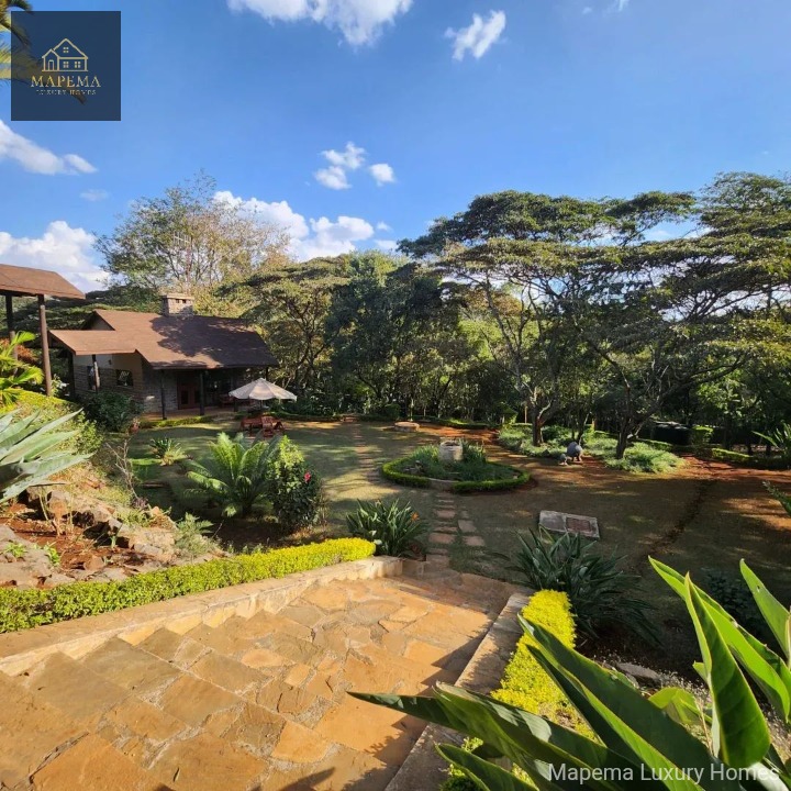EXCLUSIVE 2.5-ACRE LUXURY ESTATE FOR SALE IN HARDY, KAREN