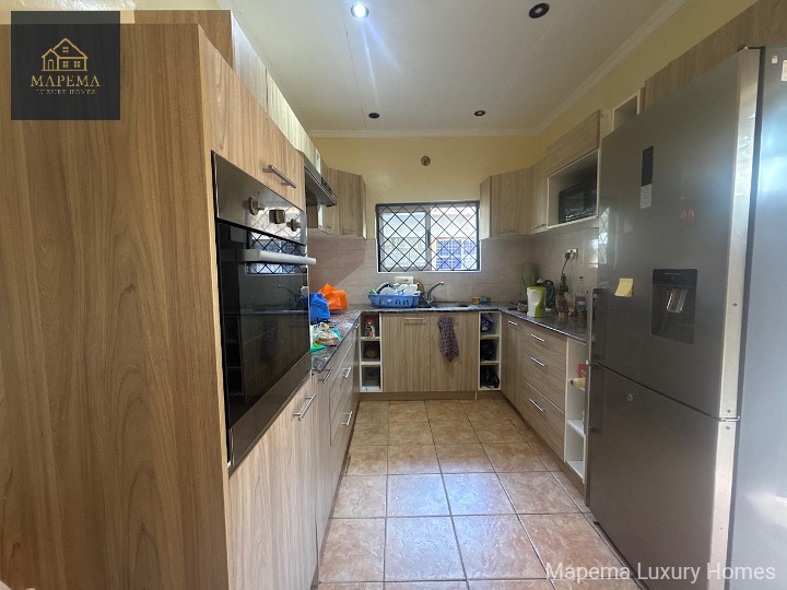 CHARMING 3 BEDROOM HOUSE WITH DSQ FOR RENT ON SILANGA ROAD, KAREN