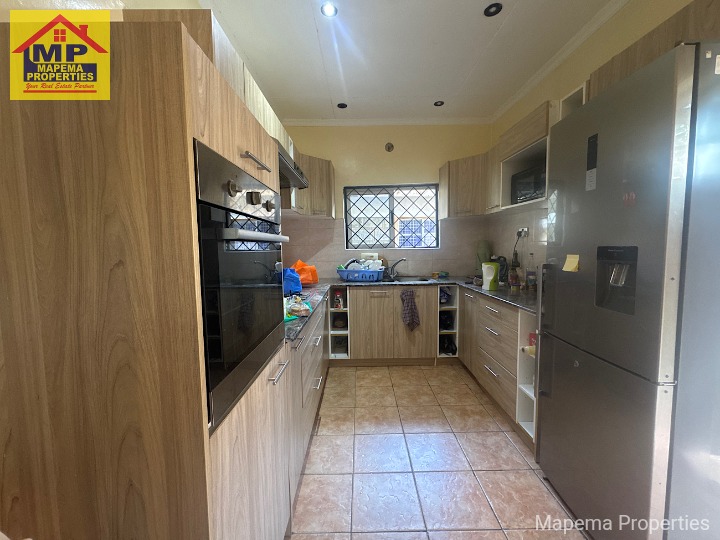 CHARMING 3 BEDROOM HOUSE WITH DSQ FOR RENT ON SILANGA ROAD, KAREN