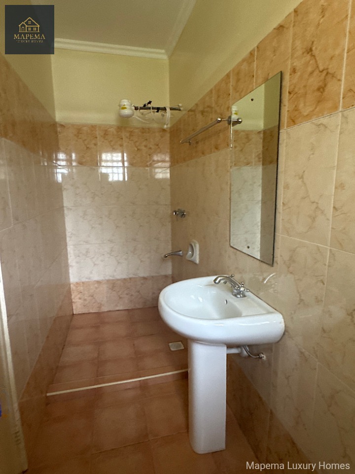 Stunning 4 Bedroom House for Rent – Kerarapon Road, Karen