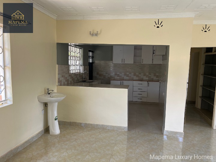Stunning 4 Bedroom House for Rent β Dagoretti Road, Karen