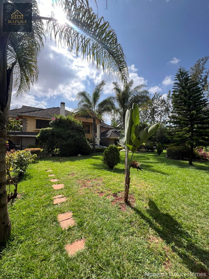 5 Bedroom Townhouse with Two DSQs for Rent – Karen