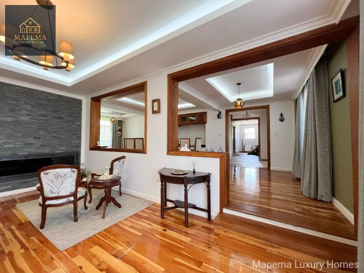 🏡 Exquisite 6-Bedroom House for Sale in Karen