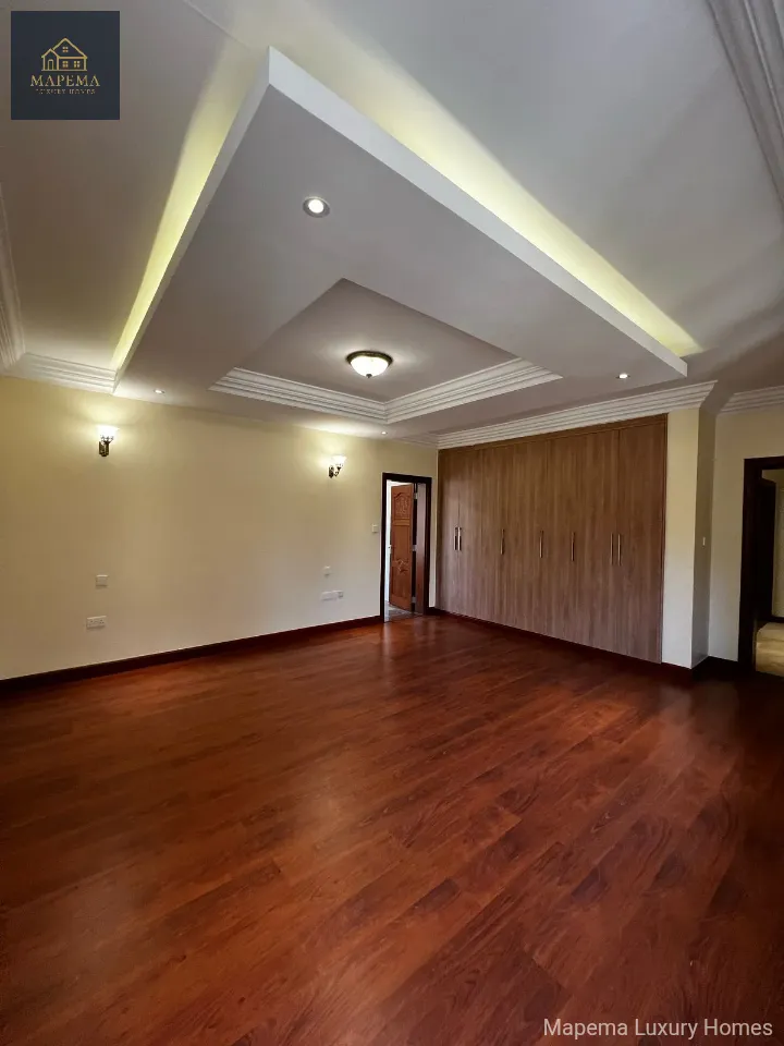 🏡 Ultra-Luxury 5-Bedroom Villa for Sale Near The Hub Karen