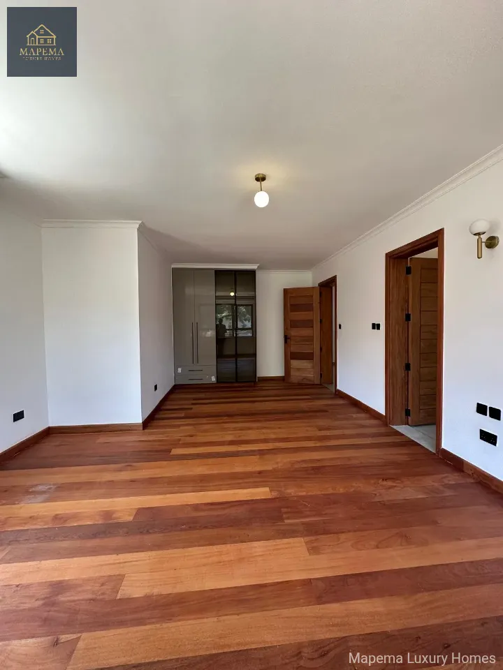 🏡 Luxurious 5-Bedroom Villa for Sale in Karen – Windy Ridge