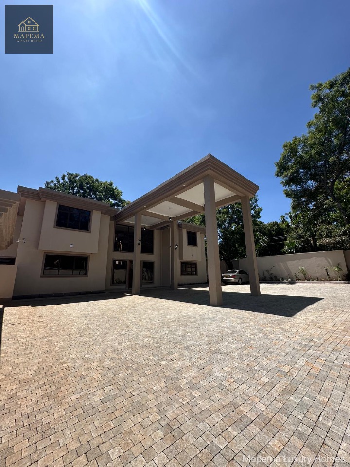 🏡 Luxurious 5-Bedroom Villa for Sale in Karen – Windy Ridge