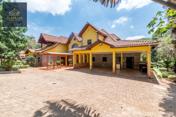 House for sale at Tree lane, Karen, Nairobi, Kenya