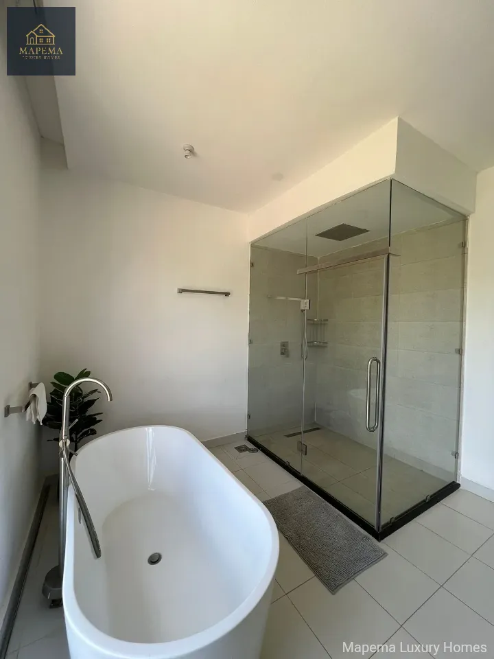 π‘ Exquisite 5-Bedroom Villa for Sale in Oloolua Forest, Karen