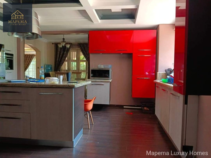🏡 Elegant 4-Bedroom Townhouse for Sale in Bomas of Kenya – Forest Edge Road, Karen