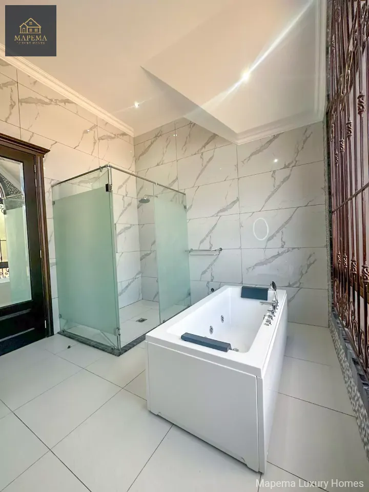 7-Bedroom Luxury Villa for Sale in Karen – Ndovu Road