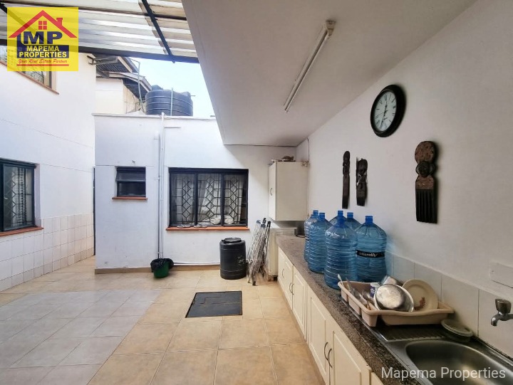Furnished 4 Bedroom Maisonette For Sale – Ring Road, Westlands