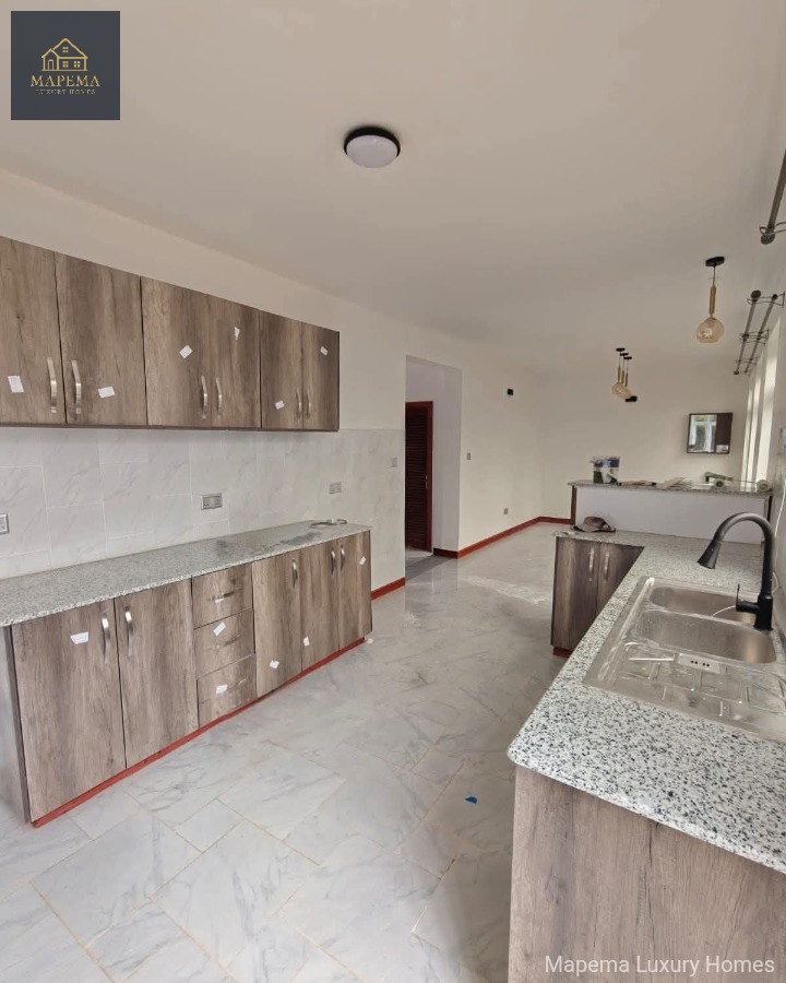 π‘ Mapema Luxury Properties | Elegant 4 Bedroom Maisonette + DSQ To Let in Karen