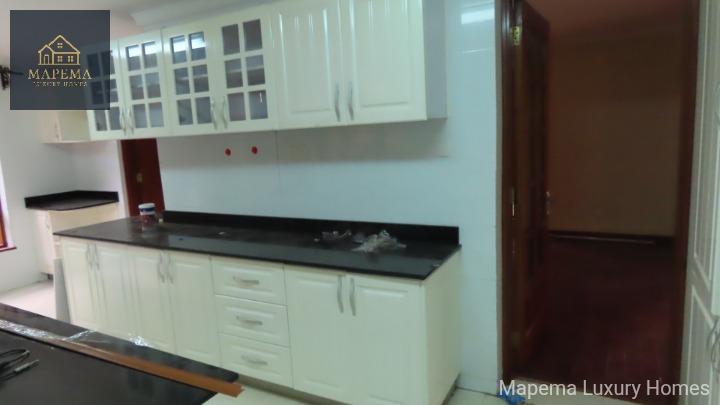 🏡 Properties for Rent in Karen | Elegant 5-Bedroom Villa  📍 Karen, Nairobi 💰 Rent: KSh 400,000 per Month