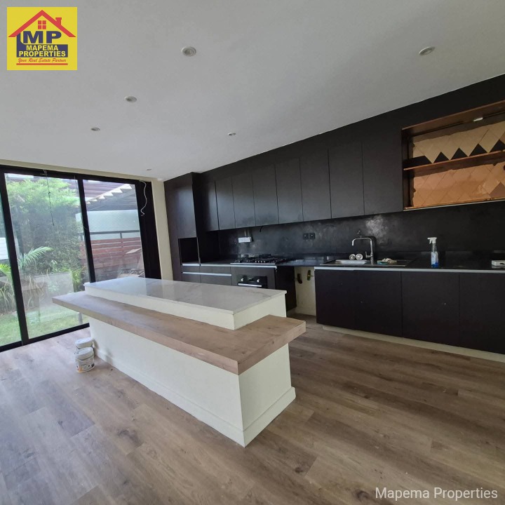 🏡✨ Elegant 4-Bedroom Villa for Sale in Runda ✨🏡