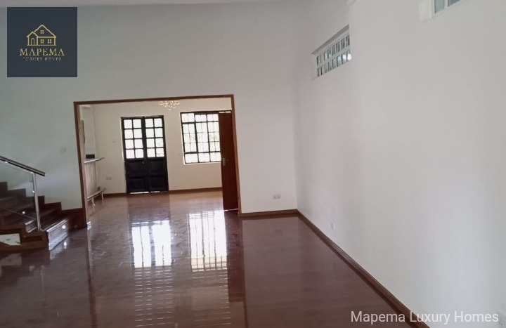 🏡 Elegant 6-Bedroom All En-Suite Home for Sale in Banda Lane, Karen  📍 Location: Banda Lane, Karen, Nairobi 💰 Price: KSh 75,000,000