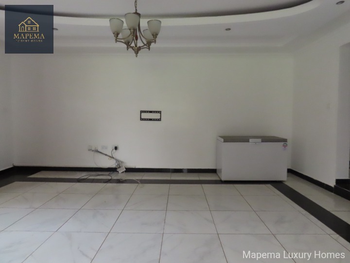 Luxury 7-Bedroom Standalone Residence with Swimming Pool – Hillcrest Road, Karen