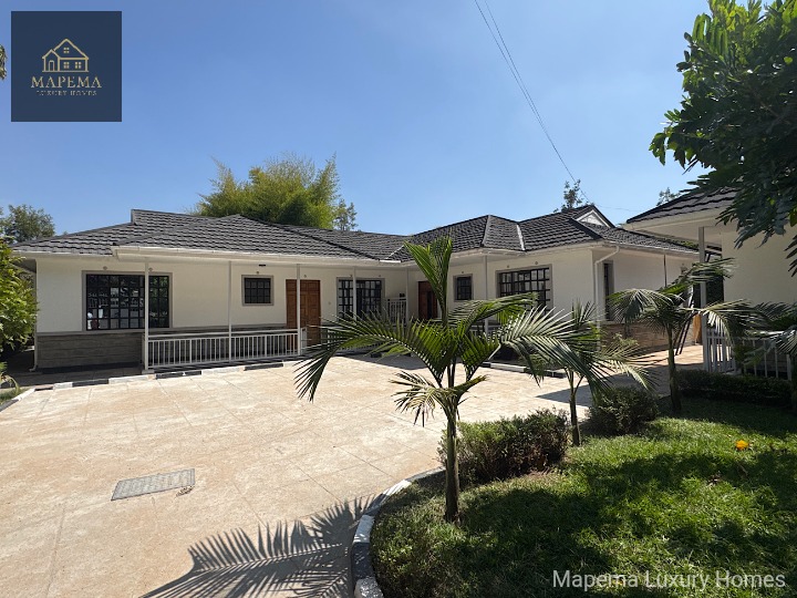 FOR RENT – 3 BEDROOM HOUSE IN KAREN HARDY