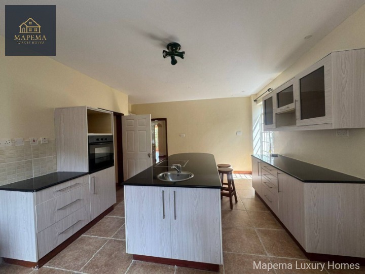 5 Bedroom Standalone House for Rent in Karen – KSh 300,000