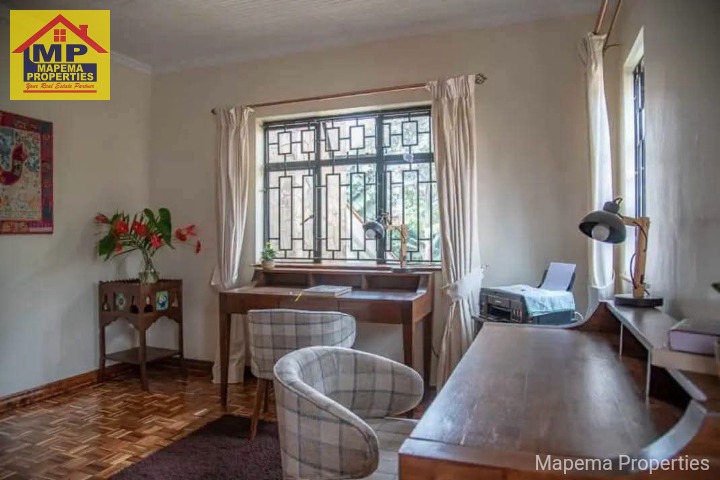 FULLY FURNISHED 5-BEDROOM LUXURY RESIDENCE TO LET | RUNDA