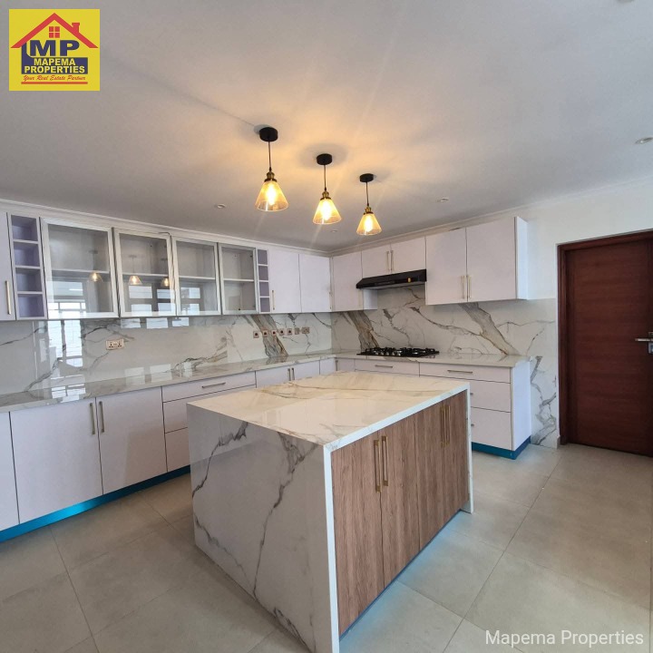 Luxury 6-Bedroom Residence for Sale in Runda Estate