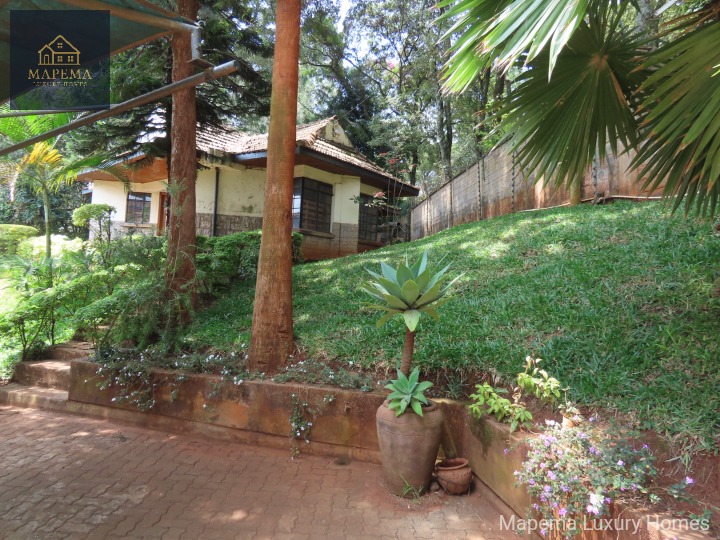 5-Bedroom Luxury House with Guest House for Sale in Miotoni, Karen – KSh 110M