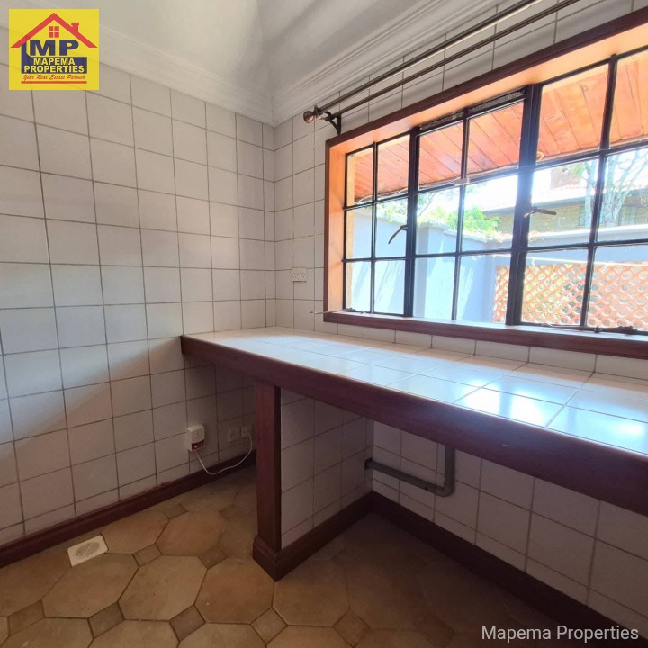 5-bedroom townhouse for rent in Runda