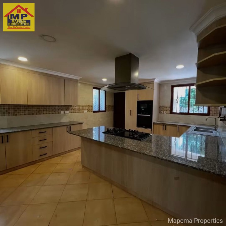 5 -bedroom town house for rent in spring valley Nairobi