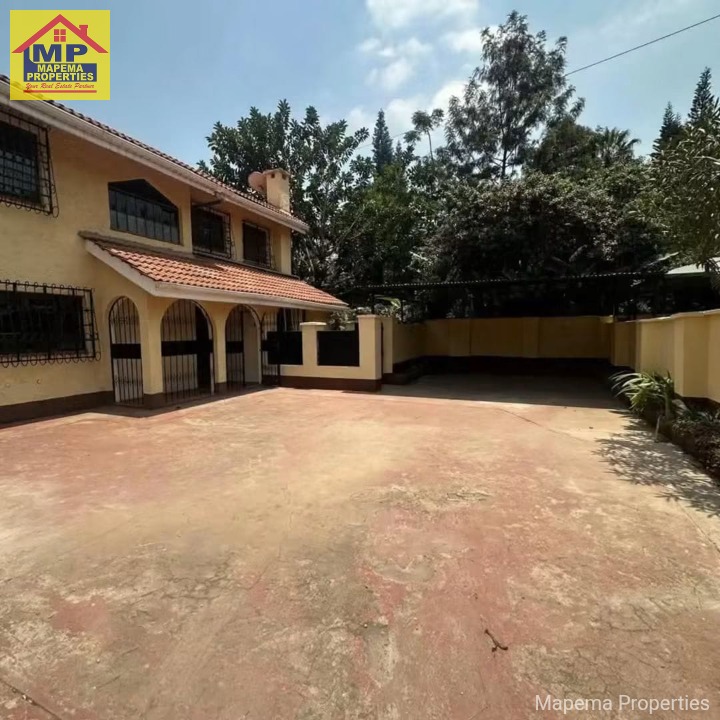 4 bedroom corner Townhouse to let in lavington, Nairobi