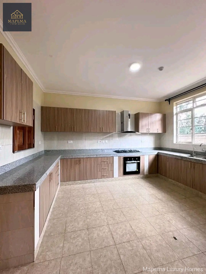 5 Bedroom House for Rent in Karen,bogani road