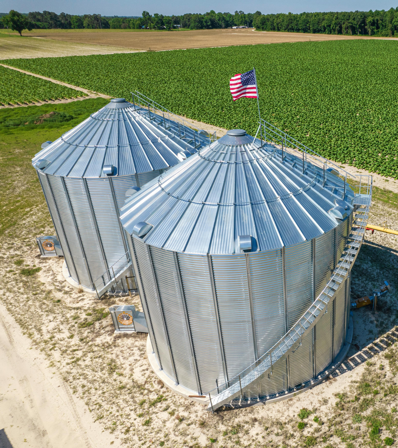 Grain bin installation by Flores Innovations