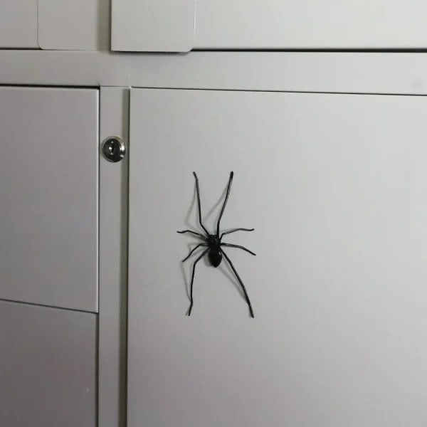 Imán de nevera con forma de araña grande, decoración magnética divertida de terror, adecuada para cocina, pizarra, armario, decoración multiusos, 1 unidad
