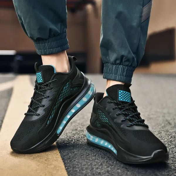 Zapatos de hombre de talla grande, zapatos deportivos ligeros y transpirables, zapatos negros de malla para exteriores, zapatos informales de moda para hombre, zapatos para correr