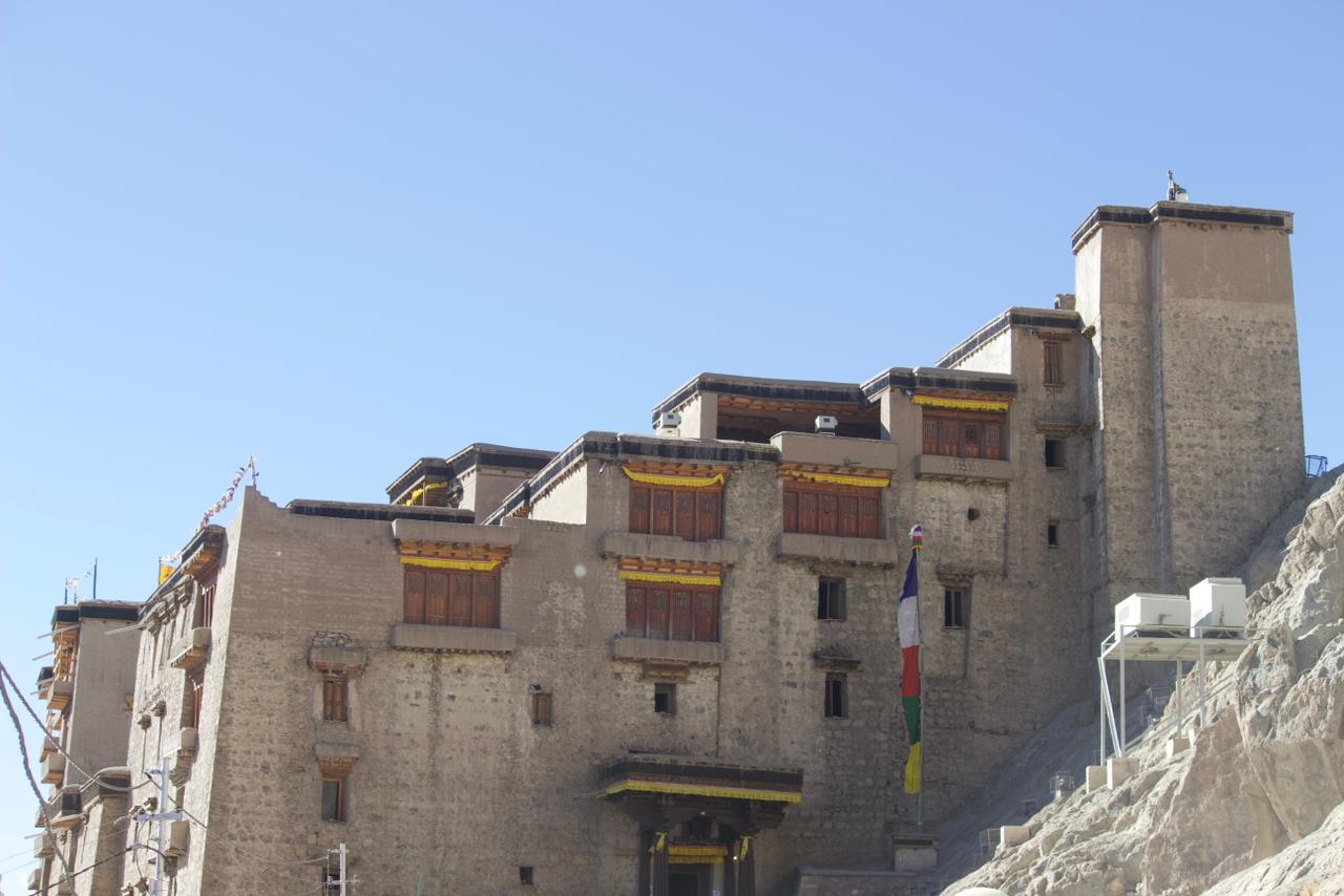 SRINAGAR – KARGIL – LADAKH – MANALI TOUR