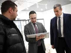 В свой день рождения Председатель ЛДПР Леонид Слуцкий проверил ход ремонта в музее В.В. Жириновского