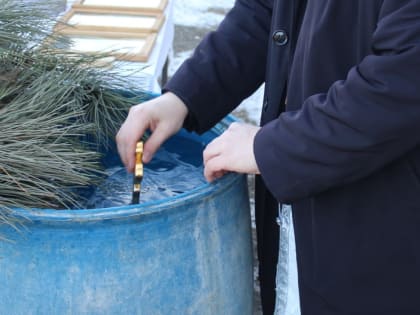 В праздник Крещения Господня священники Казанского собора посетили подопечных социальных учреждений и заключенных