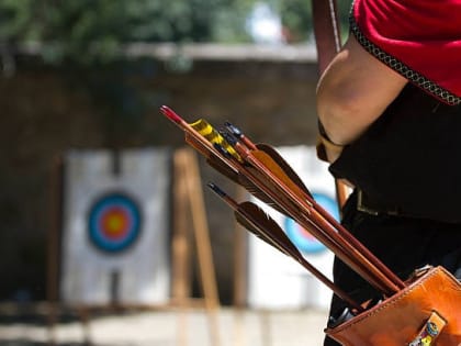 Спортсменка из Калмыкии Людмила Курнеева стала победителем и призером Всероссийских соревнований по стрельбе из лука