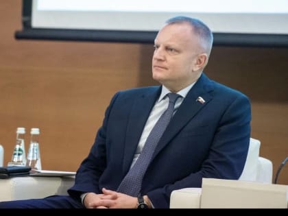 ЛДПР предлагает в шесть раз увеличить штрафы для водителей тихоходов без опознавательного знака