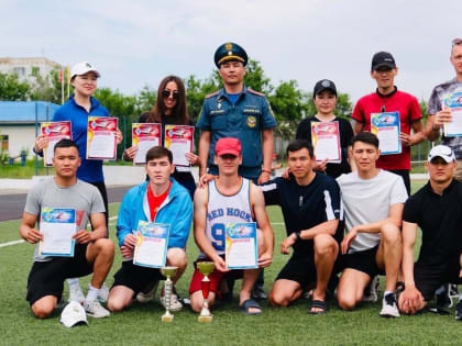 Сотрудники МЧС Калмыкии одержали победу в соревнованиях по легкой атлетике