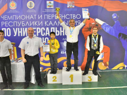 Приютненцы победили в первенстве и чемпионате Калмыкии