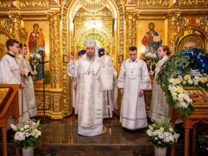 Православные Калмыкии встретили светлый праздник Рождества Христова