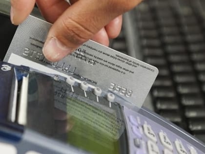 45-летний элистинец подозревается в краже денег с банковской карты