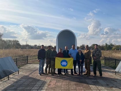 В Ростовской области реставрировали памятник погибшим в ВОВ уроженцам Калмыцкого района