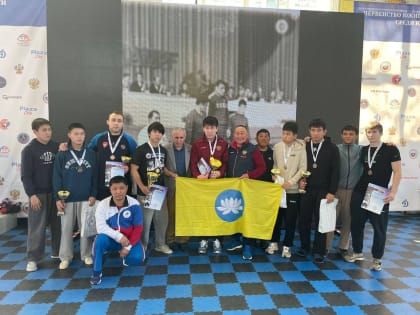 Спортсмены из Калмыкии успешно выступили на Первенстве по греко-римской борьбе