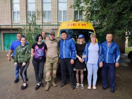 Члены Яшалтинского местного отделения Партии отправили гуманитарный груз мобилизованным