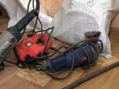 Полицейские Калмыкии раскрыли кражу из большегруза