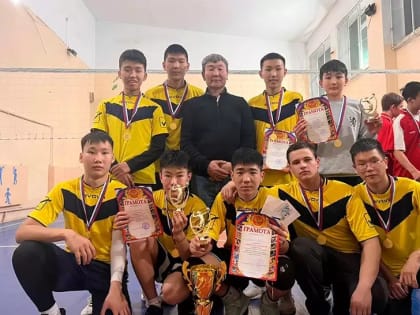 В Калмыкии состоялся традиционный турнир по волейболу