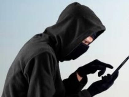 76-летняя пенсионерка из Элисты проявила бдительность и не попалась на уловки телефонных мошенников