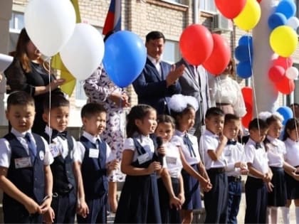 В Калмыкии торжественное откроют Год педагога и наставника